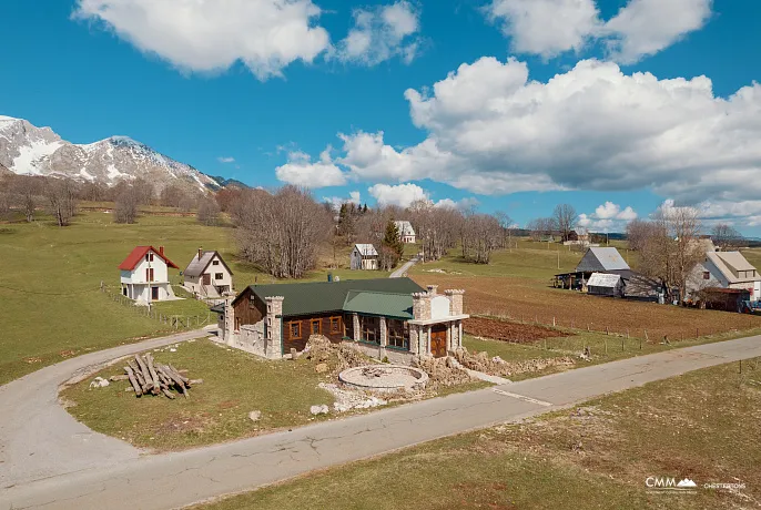 Satılık veya Kiralık — Žabljak’ta Yeni Restoran