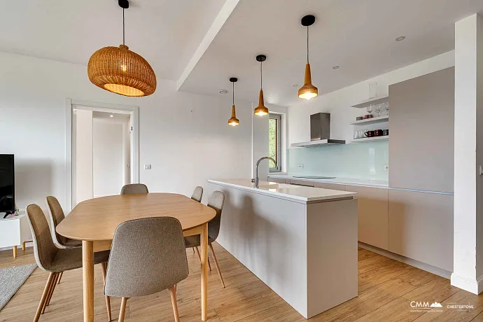 DENİZ MANZARALI, LÜKS 3 YATAK ODALI SATILIK DAİRE