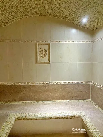 Lustica Bay yakınında havuz ve spa bulunan mini otel