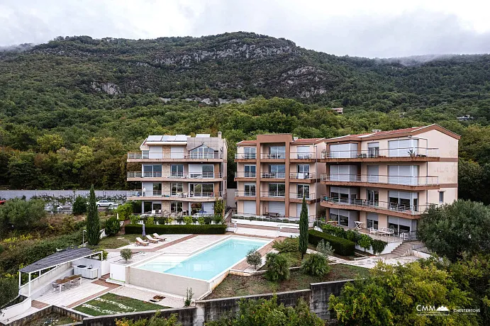 DENİZ MANZARALI, LÜKS 3 YATAK ODALI SATILIK DAİRE