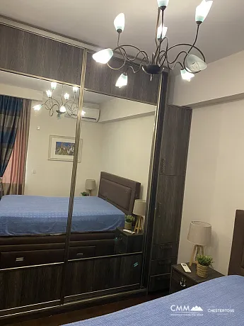 Budva'nın merkezinde satılık iki yatak odalı daire