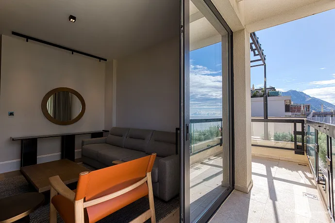 Becici'de ayrıcalıklı bir konumda lüks daireler