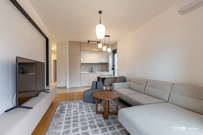 Bečići’de Lüks İki Odalı Daire – Sveti Stefan Manzaralı