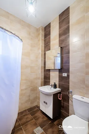 Lepetani'de deniz manzaralı rahat villa
