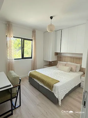 Tivat'ta üç odalı daire