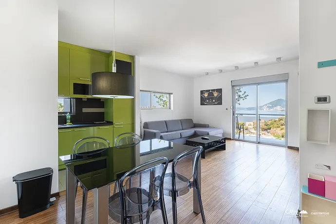 One-bedroom apartment in a complex with a swimming pool in Pržno