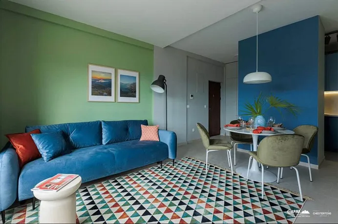 Tivat'ta yeni eşyalı daire.