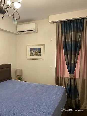 Budva'nın merkezinde satılık iki yatak odalı daire