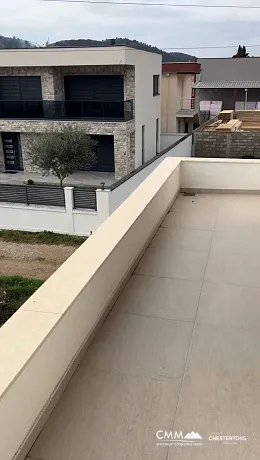 BAR'DA LÜKS EV – 225 m² YAŞAM ALANI