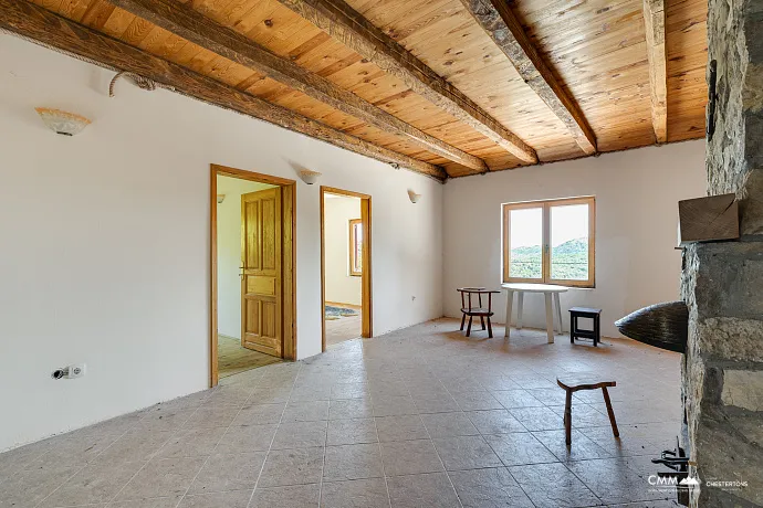 Cetinje, Ugni'de rahat ev 78m2