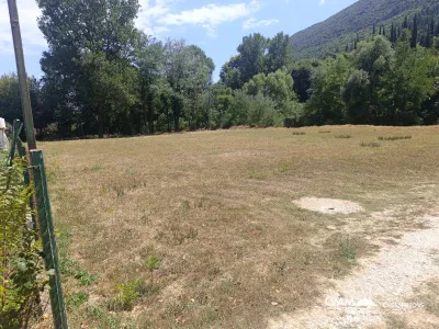 Plot for sale in Sutorina