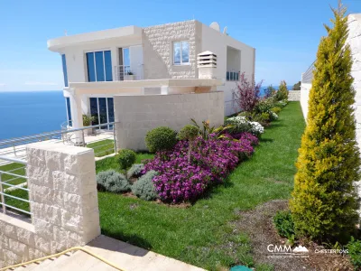Komplekste iki lüks villa