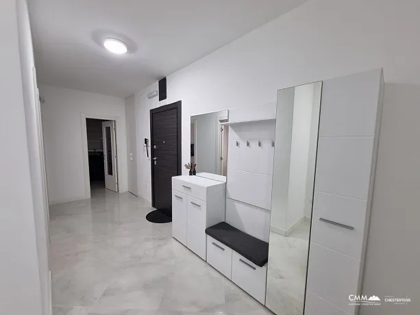 Budva'nın Kalbinde Ferah ve Havadar Daire