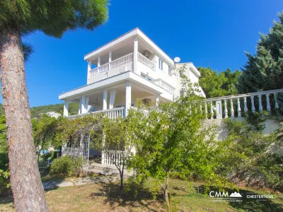 Bar, Green Belt'te panoramik deniz manzaralı lüks villa