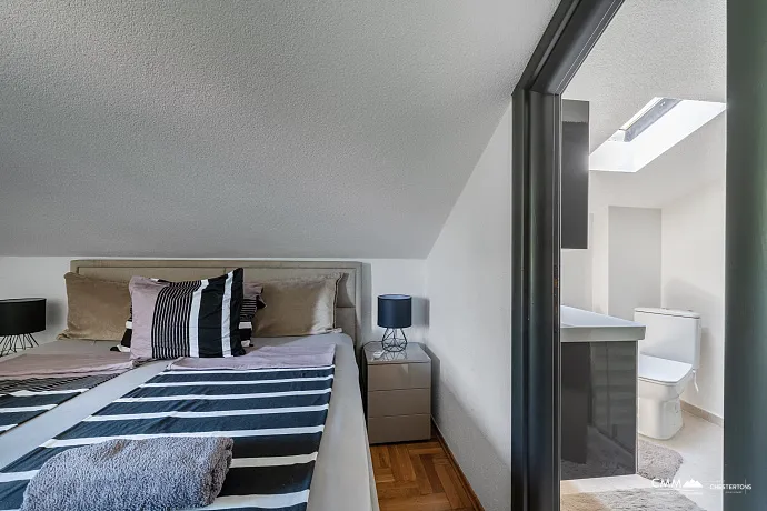 Eşsiz Deniz Manzaralı Lüks Penthouse – Dobrota, Karadağ