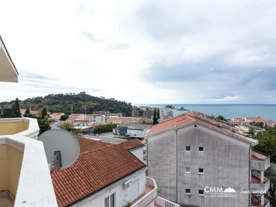 Petrovac — Deniz Manzaralı ve Teraslı 34 m² Stüdyo Daire