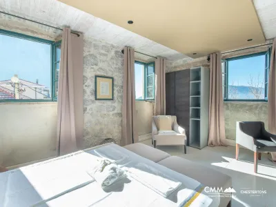 Kotor yakınında yüzme havuzlu mini otel