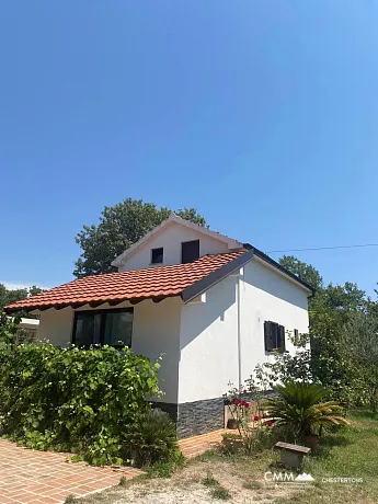 Krimovica'da Sakin Bir Mahallede Ev