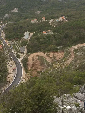 Lapcici'de panoramik deniz manzaralı satılık arsa