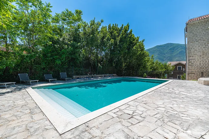 Eşsiz Deniz Manzaralı Lüks Penthouse – Dobrota, Karadağ