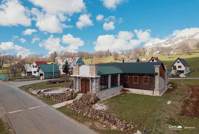 Satılık veya Kiralık — Žabljak’ta Yeni Restoran