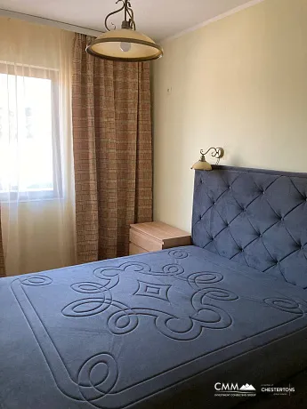 Sutomore'da birinci sınıf bir konumda tek yatak odalı daire