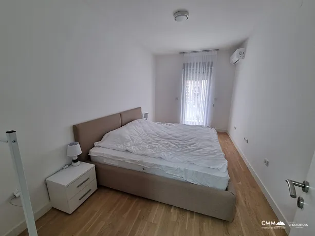 Budva'nın Kalbinde Ferah ve Havadar Daire