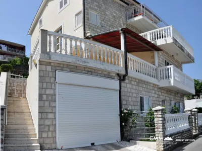 Herceg Novi'de Ev