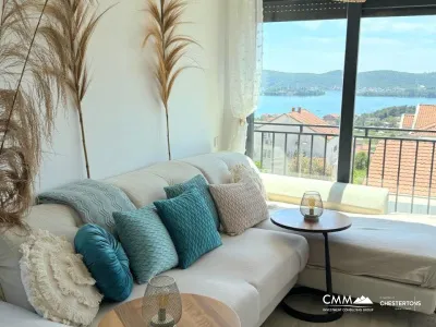 Tivat'ta 2 yatak odalı daire