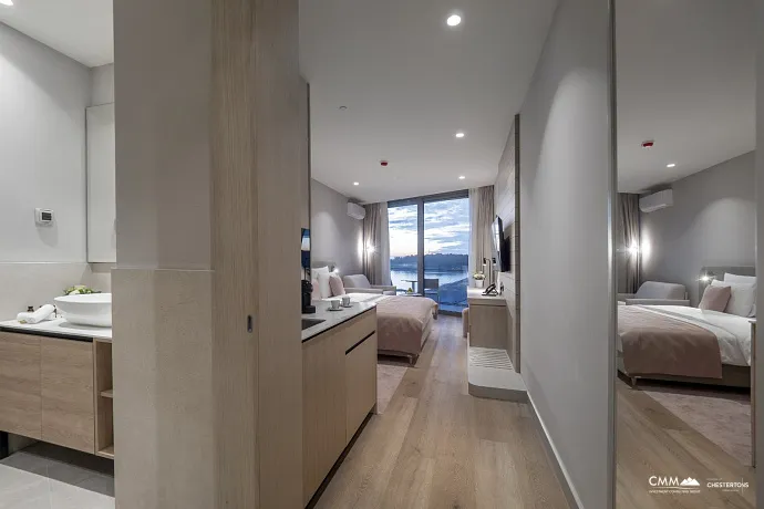 Becici, Budva'da Deniz Kenarında Lüks Daireler