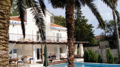 Cephe villa