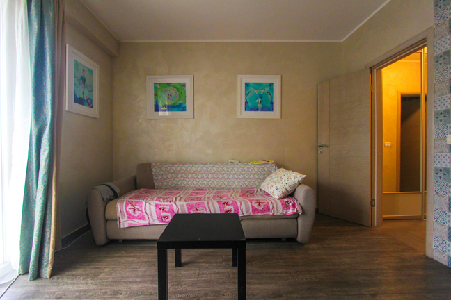 Budva'da avlu teraslı tek yatak odalı daire
