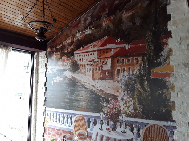 Budva'nın merkezindeki restoran
