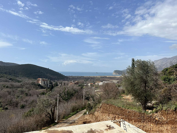 Buljarica'da panoramik deniz manzaralı yeni villa