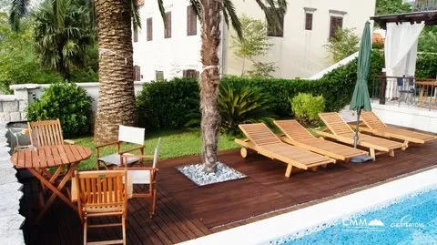 Cephe villa
