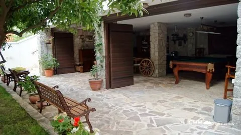 Cephe villa