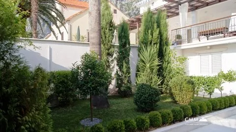 Cephe villa