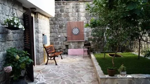 Cephe villa