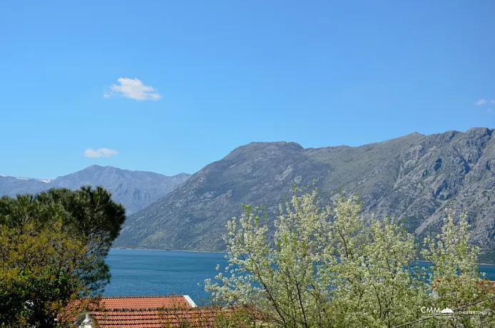 Kotor'da küçük apartman