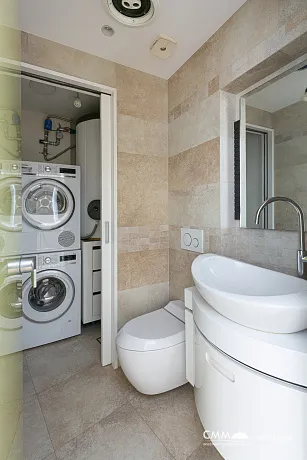 Tasarımcı İç Mekanlı Lüks Bir Yatak Odalı Daire