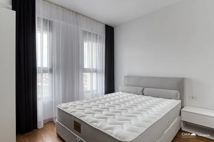 Işık Alan İki Yatak Odalı Daire Bar’da