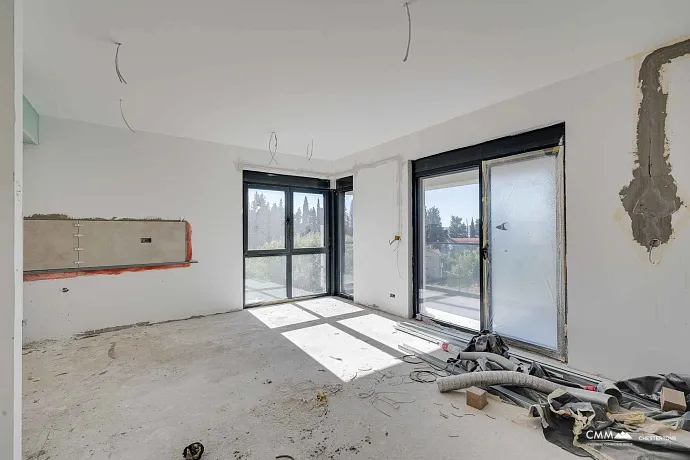 Donja Lastva'da apartman kompleksi