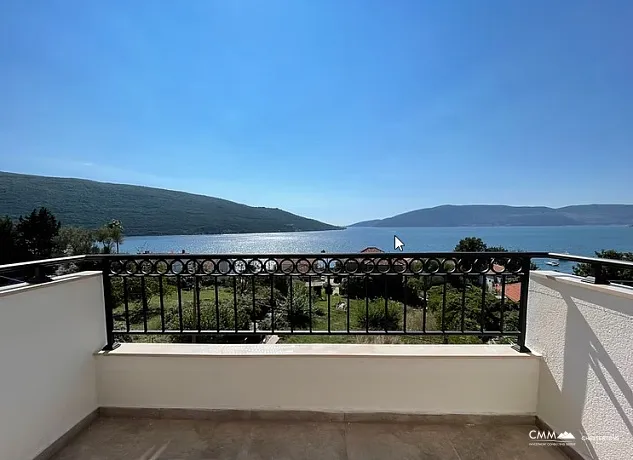 Yeni Kompleks İçinde Modern Tek Yatak Odalı Daireler