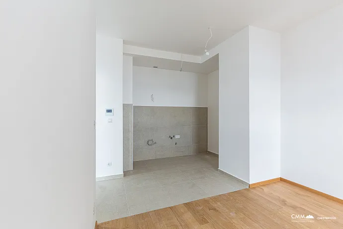 Bečići'de Daire: 45 m² ve muhteşem deniz manzarası