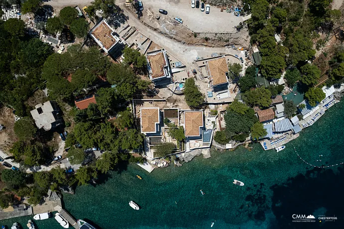 Luxury Seafront Villa Lustica 