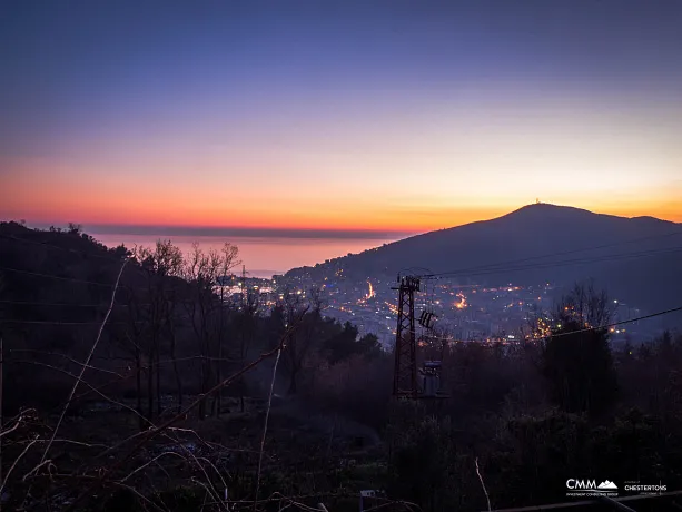 Arsalı ve panoramik Budva manzaralı ev