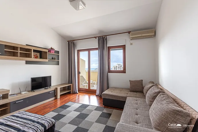 Petrovac — Deniz Manzaralı ve Teraslı 34 m² Stüdyo Daire