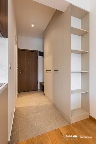 Deniz yakınında Bečići’de bulunan kompleks