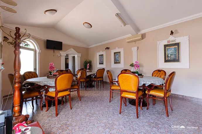 Budva’ya Yakın Turizm ve Gastronomi Kompleksi – Lastva Grbaljska