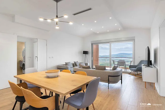 Muhteşem deniz manzaralı lüks penthouse